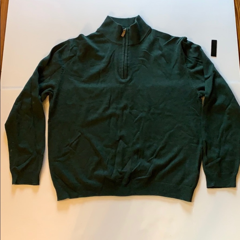 Men’s Roundtree & Yorke sweater